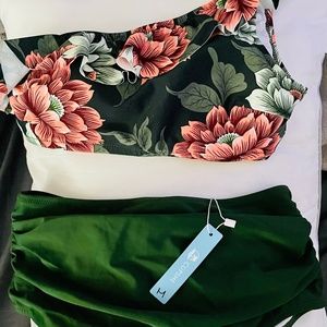 NWT CUPSHE Medium Women's High Waisted Falbala Flower Print Bikini Set